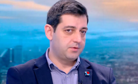 Вълканов разкри: На седмица са необходими около два тира монети