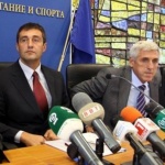 Името на бивш министър се замеси в скандал 