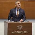 Кирил Добрев: Въвеждаме единен регистър на тротинетките и край на нормативния хаос