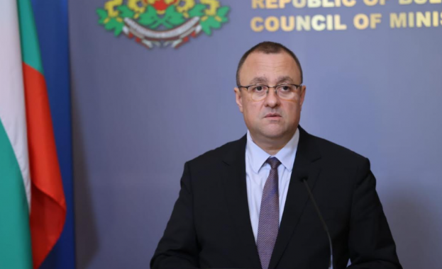 Правителството успя да спаси 100 от средствата за саниране на