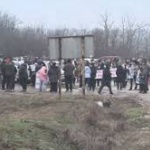 Протестът срещу войната по пътищата край село Телиш приключи (Обновена)