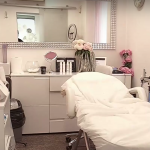 Втори козметичен салон в Бургас снимал голи клиентки, кадрите са качвани в порно сайтове