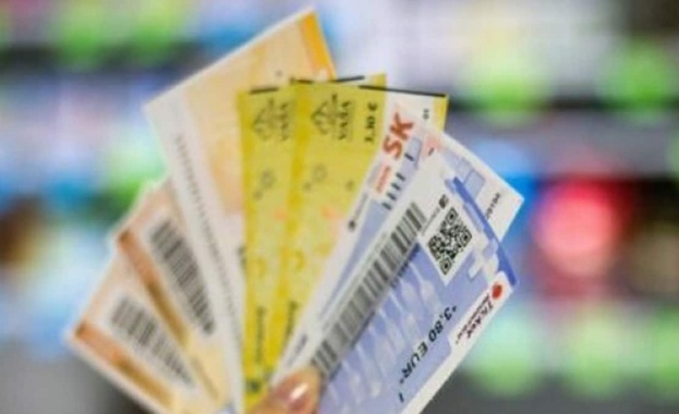 Преходът при ваучерите за храна от лева в евро преминава