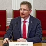 Срамно е! - Главчев и заместничките му са раздали над 5 милиона бонуси