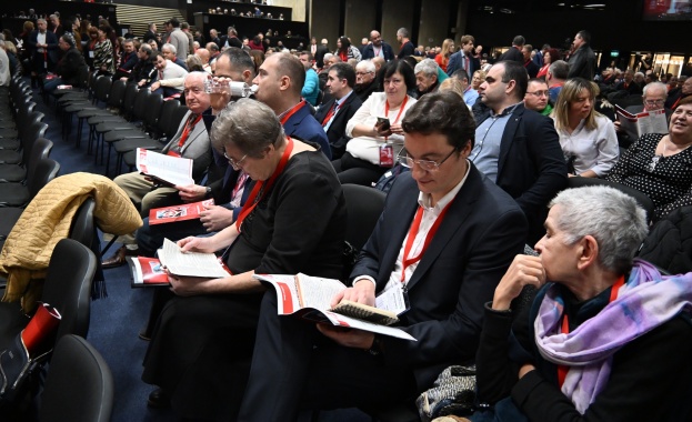 Крум Зарков е новият председател на БСП Това решиха делегатите