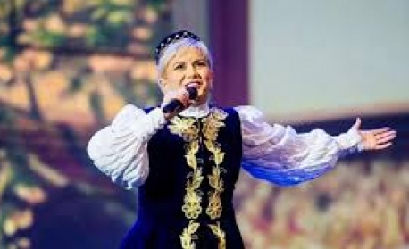 Николина Чакърдъкова с концерт тази вечер