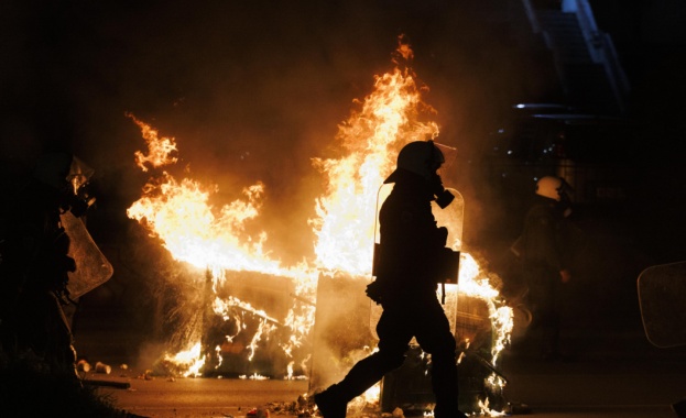 Сблъсъци и арести в Солун