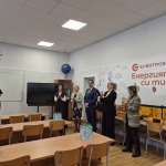 Електрохолд оборудва пети учебен кабинет по електротехника в Западна България