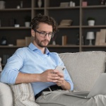 Виртуална кутия за спомени – когато телефонът ти е фотоапарат, архив и дневник