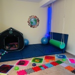 500 нови ресурсни кабинета в детски градини и училища са оборудвани по проекти на МОН