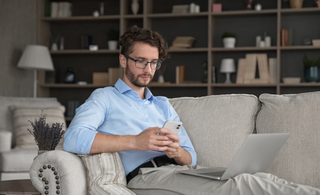 Виртуална кутия за спомени – когато телефонът ти е фотоапарат, архив и дневник
