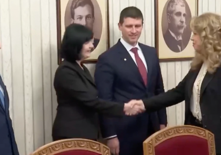 Илияна Йотова пред „Величие“: В следващите дни ще стане ясен служебният премиер