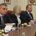 Рокада: БСП-ОЛ с нов председател на ПГ, Стойнев и Добрев аут