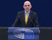 Петър Волгин в ЕП:  Да спрем да финансираме Зеленски, да инвестираме в гражданите на Европа