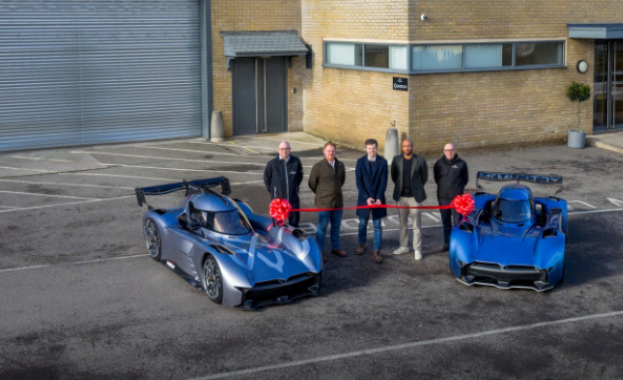 McMurtry Automotive обяви че успоредно с откриването на изцяло новото