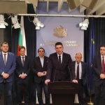 ПП-ДБ: Поне двама души в хижа “Петрохан” най-вероятно са били вербувани от ДАНС - искаме оставката на Деньо Денев