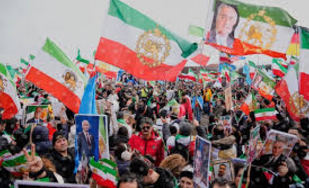 250 000 души се събраха на мащабен мирен протест в