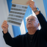 „БНТ представя“ филма „Олег Попов. Фоторазказ“