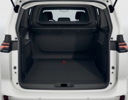 Истински универсален модел - ID. Buzz вече се предлага и с отделени пътническо и багажно пространство