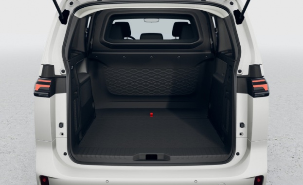 • Разработената за петместния ID Buzz преграда се предлага фабрично