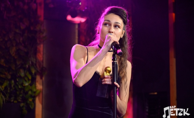 От Новоизлюпено до Метал Пате с великолепно трио водещи Димитър