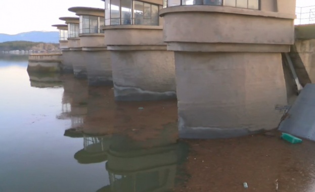 Близо 90 от обема на язовир Копринка е запълнен Има