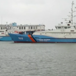 Продължава издирването на тримата рибари, доброволци се включват по брега