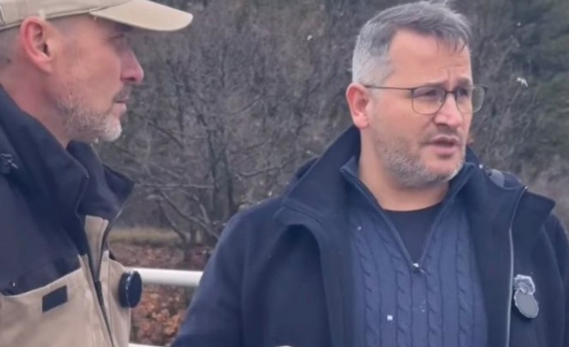 Министърът на земеделието и храните Иван Христанов инспектира вчера състоянието