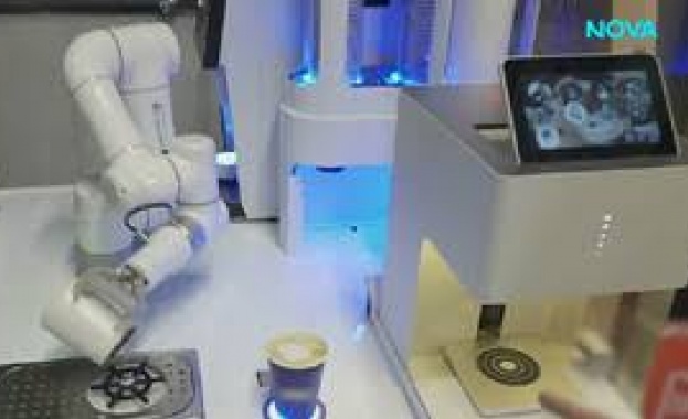 Първият робот бариста на континента вече работи у нас не