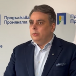 Асен Василев призова Радев да подкрепи протест срещу Сарафов и заяви: Борисов се е спекъл от страх