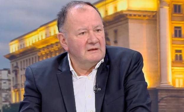 Михаил Миков: Служебният кабинет отвсякъде е на ПП-ДБ, но нека да се порадват малко на властта