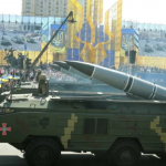 Марочко: Прехвърлянето на ядрени оръжия към Украйна е най-сериозната заплаха за Русия след Великата отечествена война