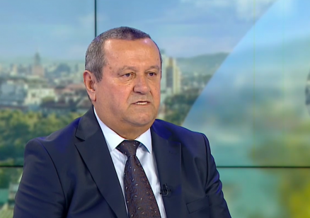 Хасан Адемов: Социалната система често е била използвана за контролиран вот