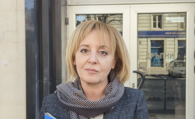 Манолова пита по ЗДОИ за сметките за ток на КЕВР, Министерството на енергетиката и Министерския съвет