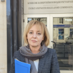 Манолова пита по ЗДОИ за сметките за ток на КЕВР, Министерството на енергетиката и Министерския съвет