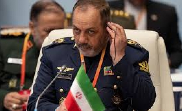 Убити са иранският министър на отбраната и командващият елитните революционни гвардейци  