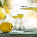 Лимончело – слънчевата напитка на Италия 