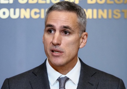 Андрей Гюров: Няма директна военна опасност за територията на България  