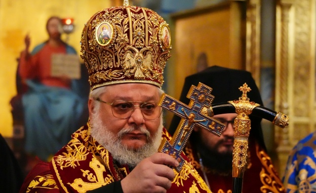 Митрополит Киприан: Ако търсим спасението - то минава през любовта