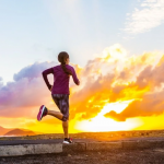 Начинът да започнете е да спрете да говорите и...