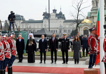 С военни ритуали в цялата страна честваме Националния празник и 148 г. от Освобождението на България