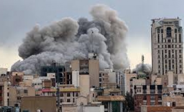 Ескалация в Близкия изток: Удар по посолството на САЩ в Рияд, Ормузкият проток е затворен