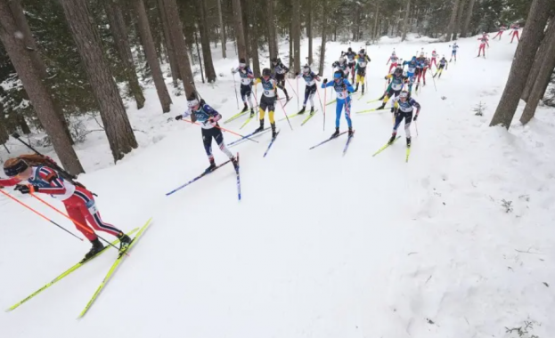 Рая Аджамова завърши четвърта в спринта на 6 км на световното по биатлон