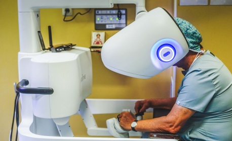 Първият в Източна Европа робот Da Vinci от пето поколение вече е в УМБАЛ „Света Марина“ – Плевен