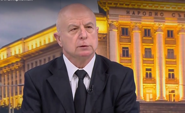 Кап. Христо Папукчиев: Ормузкият проток е „виртуално затворен” заради застрахователна криза