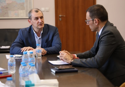 Министър Околийски и кметът на София г-н Терзиев обсъдиха съвместни политики в областта на детското здраве, психиатричната помощ и достъпа до услуги