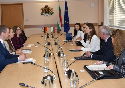 Министър Щонова и посланикът на Германия обсъдиха инвестициите и икономическото сътрудничество