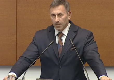 Румен Спецов: Смесваме 6 вида петрол, за да работи "Лукойл Нефтохим", имаме запаси до края на март