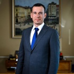 Васил Терзиев по повод изказването на Делян Пеевски: "Алчна кокошка, просо сънува"  