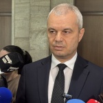 Костадин Костадинов: Опитват се да пренапишат историята и да обвинят България за Холокоста